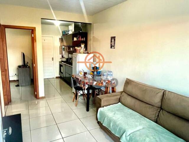 #1084 - Casa para Venda em Esteio - RS - 3