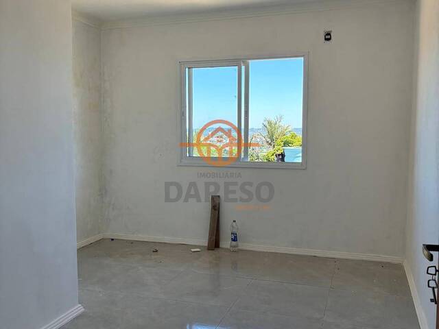 Sobrado para Venda em Sapucaia do Sul - 4