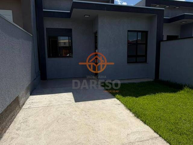 #1302 - Casa para Venda em Sapucaia do Sul - RS - 1