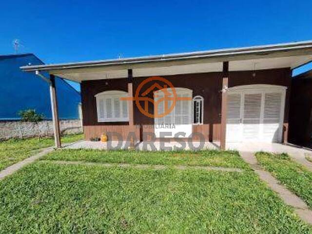 #1507 - Casa de madeira para Venda em Sapucaia do Sul - RS - 1